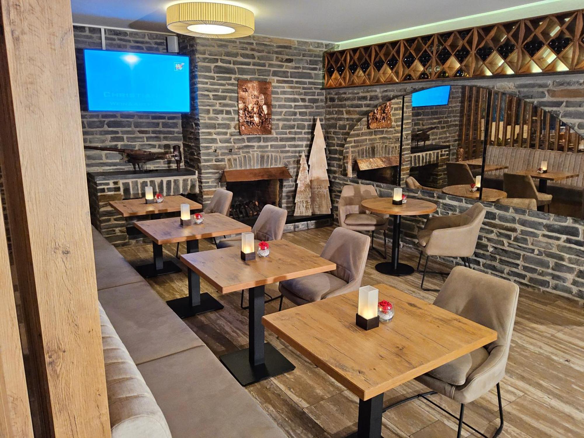 Christiana'S Wein & Art Hotel Бернкастель-Кюс Экстерьер фото